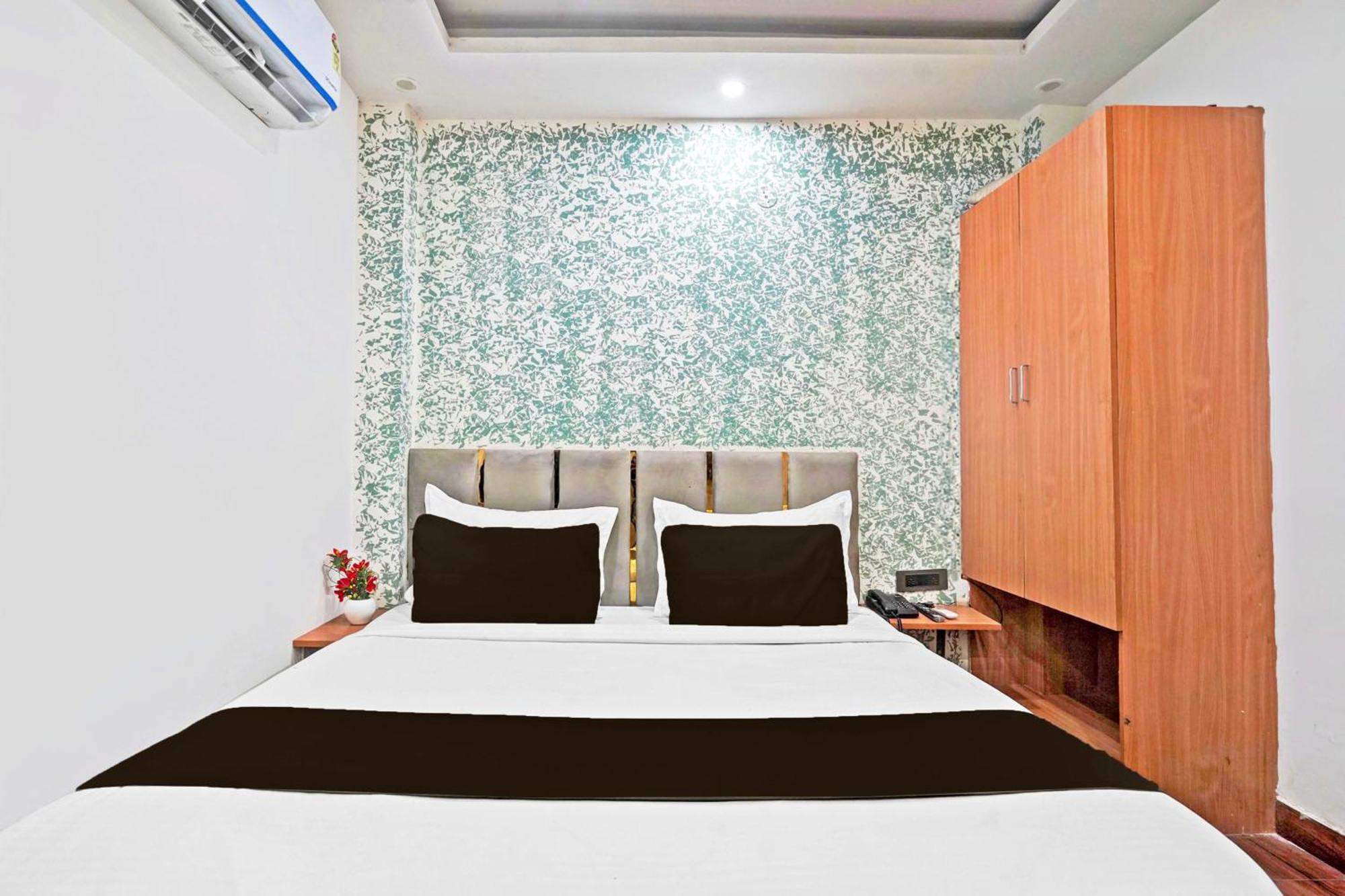 Hotel Twamev Residency Nowe Delhi Zewnętrze zdjęcie