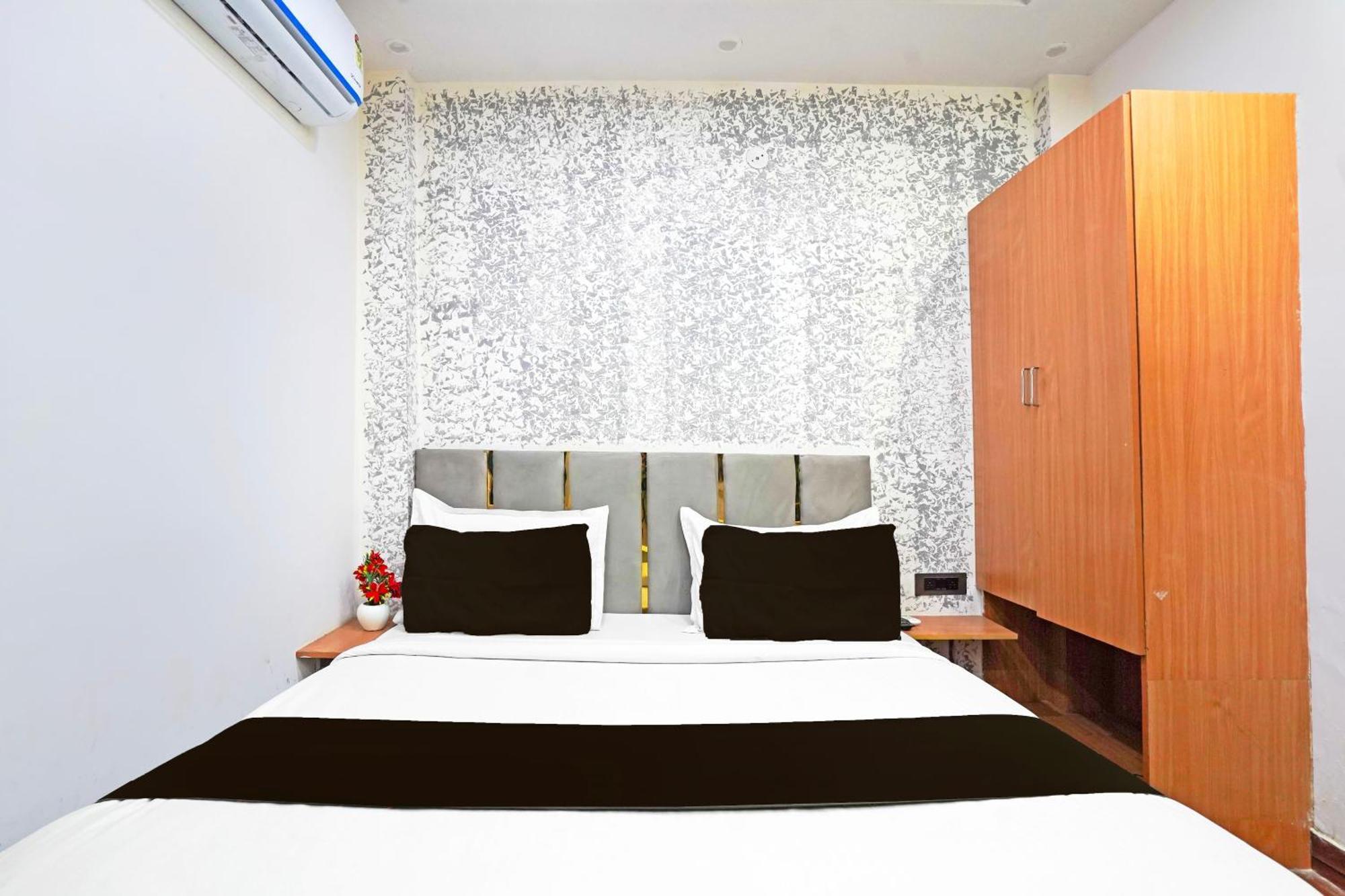 Hotel Twamev Residency Nowe Delhi Zewnętrze zdjęcie